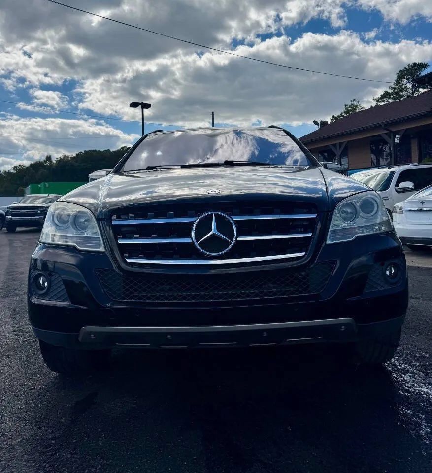 Used 2009 Mercedes-Benz ML 320 BlueTEC 4MATIC image 5