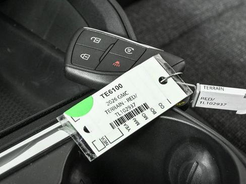 New 2026 GMC Terrain Elevation image 14