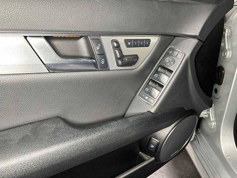 Used 2013 Mercedes-Benz C 300 4MATIC Sedan image 21