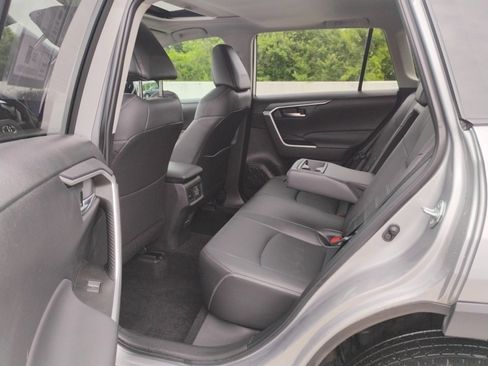 Used 2025 Toyota RAV4 XLE Premium FWD image 34