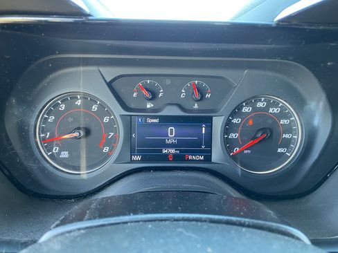 Used 2020 Chevrolet Camaro LT image 28