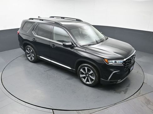 Certified 2023 Honda Pilot Elite image 44