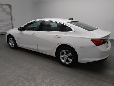 Used 2024 Chevrolet Malibu LS image 3