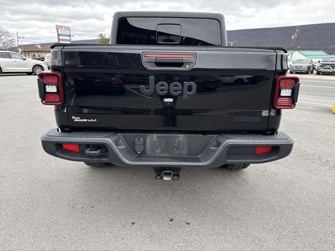 Used 2020 Jeep Gladiator Sport w/ Quick Order Package 24S image 4