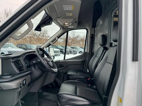 Used 2022 Ford E-Transit 148 High Roof w/ Load Area Protection Package image 22