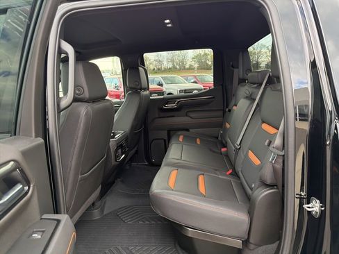 Used 2025 GMC Sierra 1500 AT4 AWD/4WD image 14