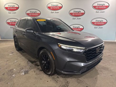 Used 2023 Honda CR-V EX image 3