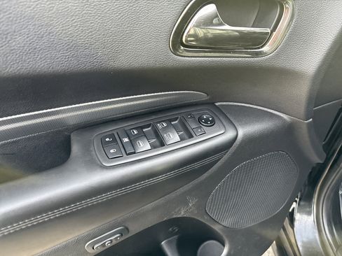 Used 2019 Dodge Durango GT image 16