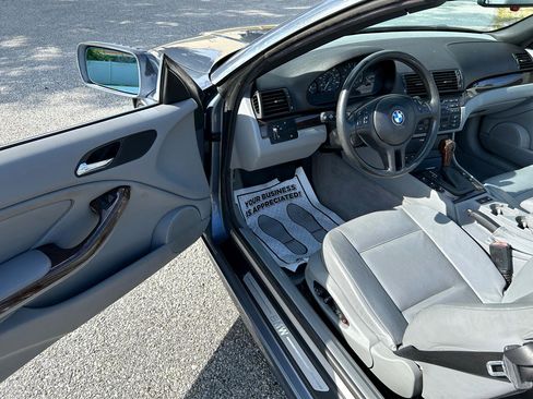 Used 2001 BMW 325Ci Convertible image 12