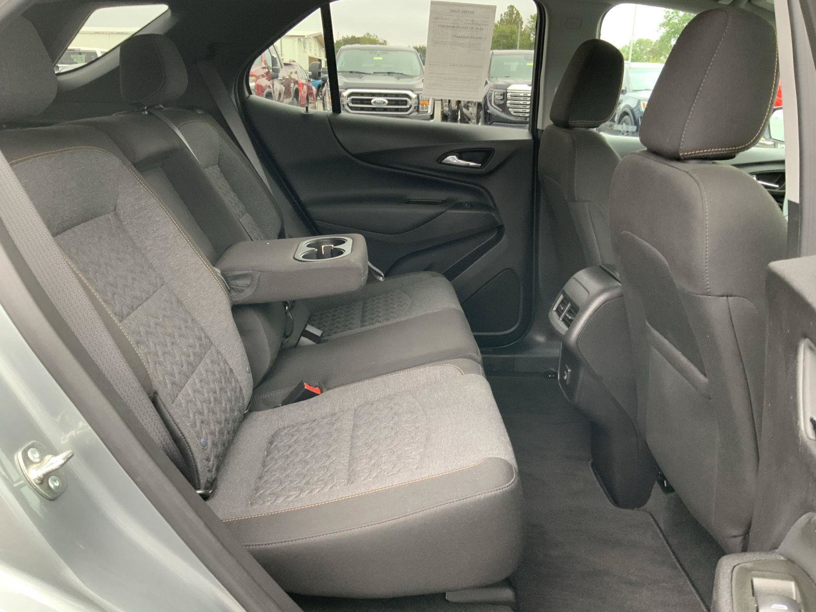 Used 2024 Chevrolet Equinox LT FWD image 48