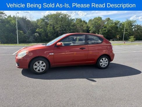 Used 2010 Hyundai Accent GS w/ Premium Pkg 3 FWD image 2