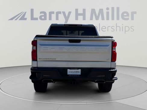 Used 2019 Chevrolet Silverado 1500 LT Trail Boss AWD/4WD image 4