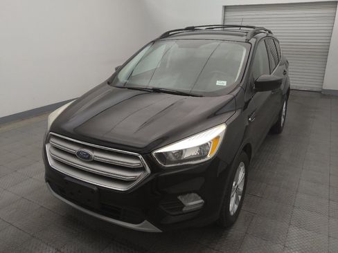 Used 2018 Ford Escape SE w/ SE Sync 3 Package FWD image 15