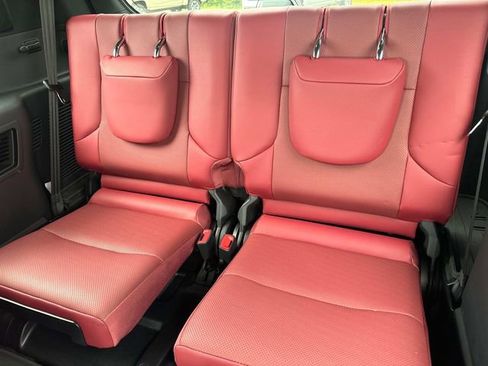 Used 2023 Lexus GX 460 Premium image 23