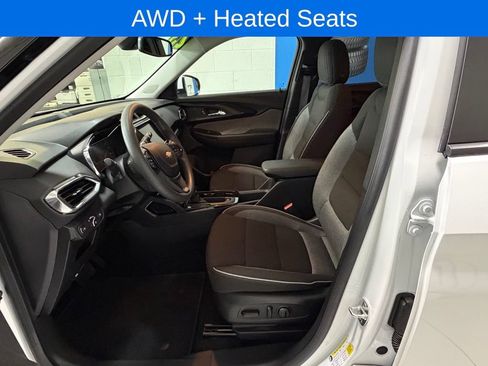 Used 2023 Chevrolet TrailBlazer LT w/ Convenience Package AWD/4WD image 10