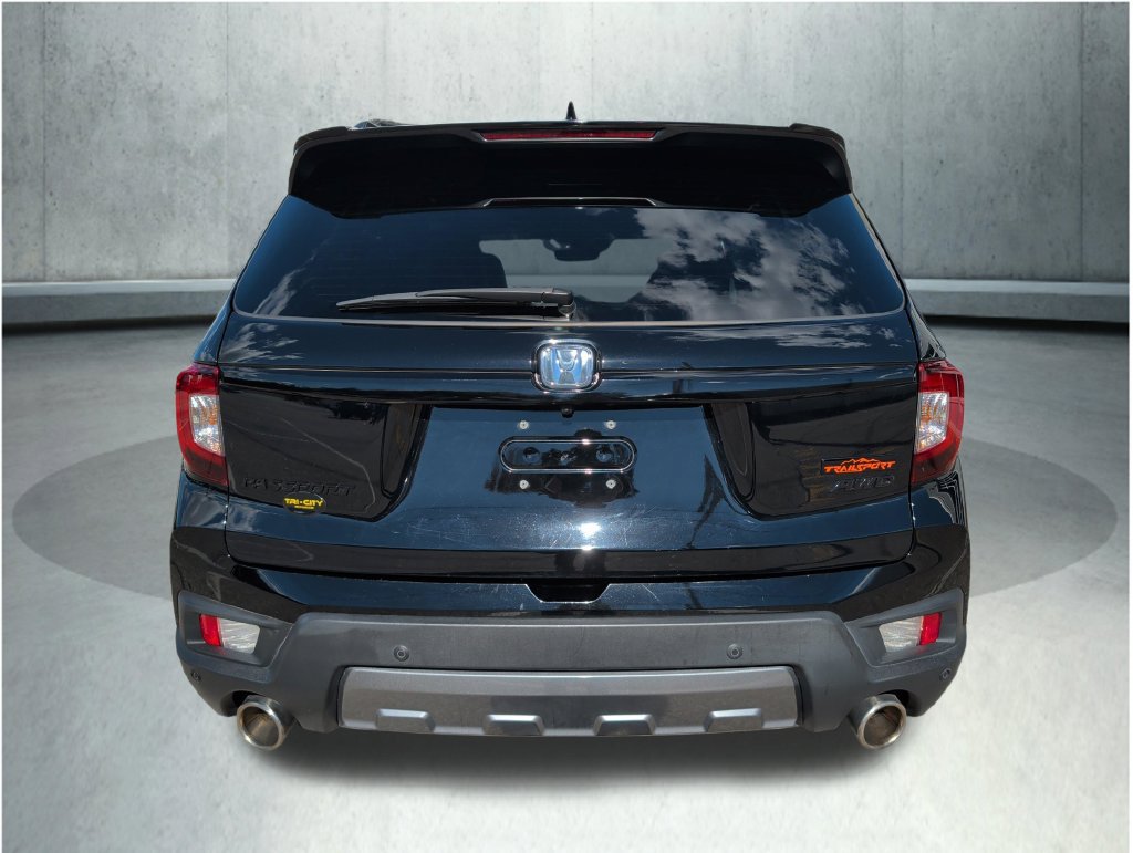 Used 2024 Honda Passport TrailSport image 4