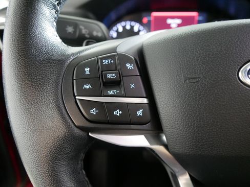 Used 2020 Ford Explorer Limited w/ Class III Trailer Tow Package image 27