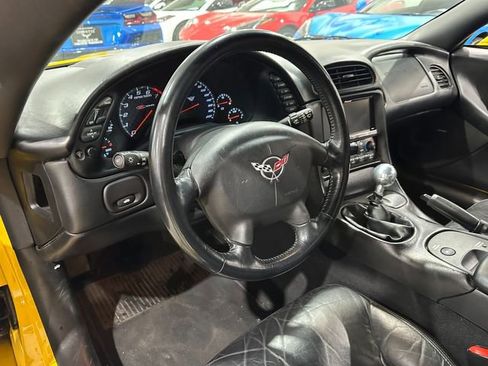 Used 2003 Chevrolet Corvette Z06 w/ Memory Package, 3 Drivers RWD image 9