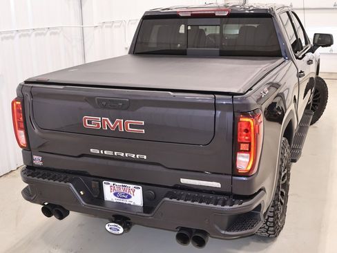 Used 2025 GMC Sierra 1500 Elevation w/ Elevation Premium Package image 46