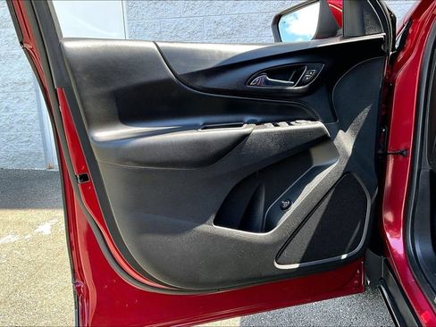 Used 2018 Chevrolet Equinox LT AWD/4WD image 26
