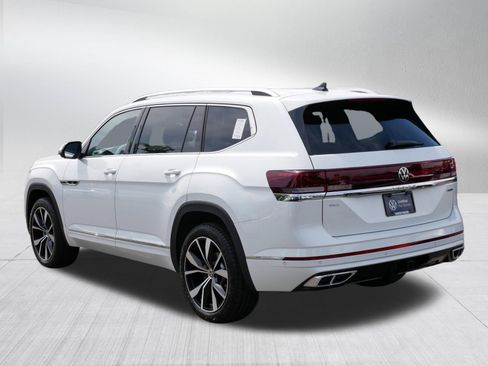 Certified 2026 Volkswagen Atlas SEL Premium R-Line AWD/4WD image 5