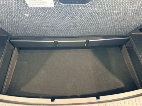 Used 2022 Ford Explorer Platinum w/ Equipment Group 601A image 14