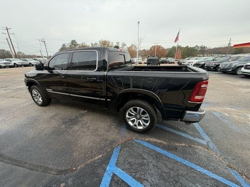 Used 2023 RAM 1500 Limited w/ Bed Utility Group image 4