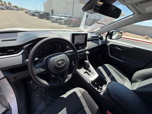 Used 2024 Toyota RAV4 XLE FWD image 13