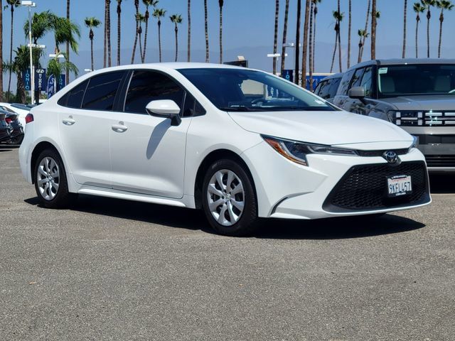 Used 2021 Toyota Corolla LE FWD image 34