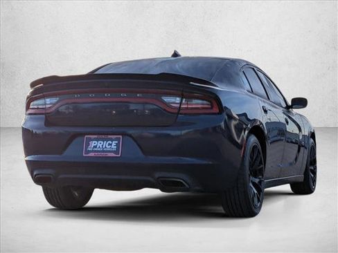 Used 2016 Dodge Charger SXT w/ Rallye Group image 5