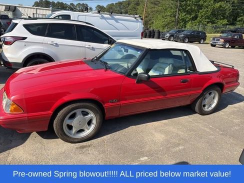 Used 1993 Ford Mustang LX RWD image 4