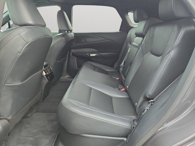 Used 2024 Lexus RX 350 Premium w/ Accessory Package (Z1) AWD/4WD image 12