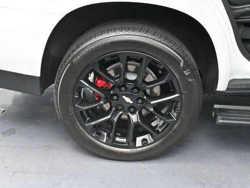 Used 2024 Chevrolet Tahoe High Country AWD/4WD image 41