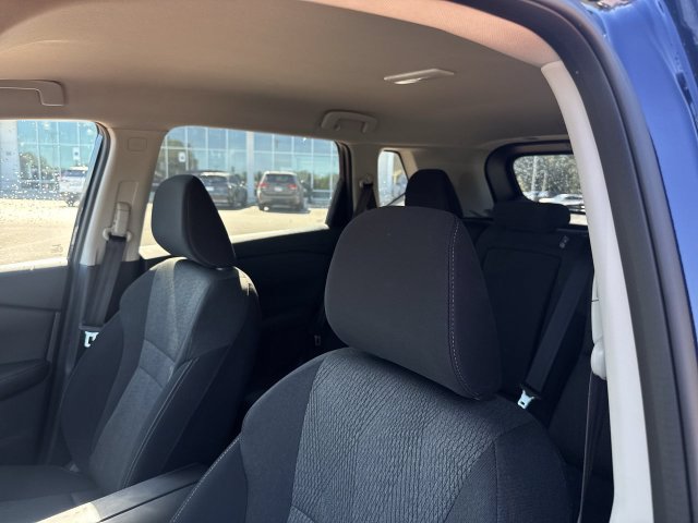 Used 2026 Nissan Rogue SV FWD image 14