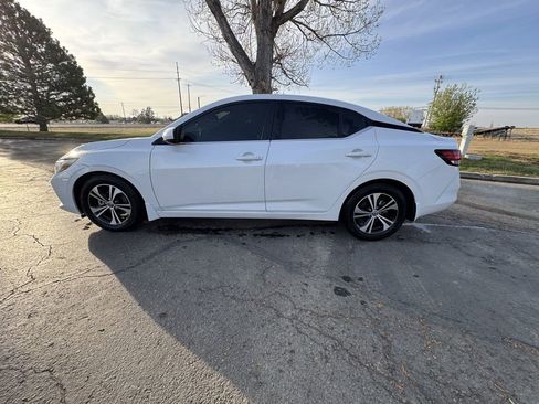 Used 2022 Nissan Sentra SV w/ Trunk Package image 5