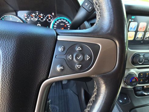Used 2020 GMC Yukon Denali w/ Denali Premium Package AWD/4WD image 19