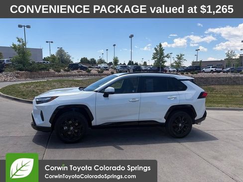 Used 2025 Toyota RAV4 SE w/ Convenience Package AWD/4WD image 5