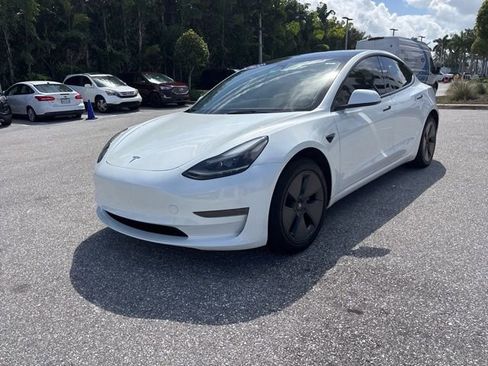Used 2023 Tesla Model 3 Standard Range image 5