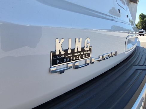 Certified 2025 GMC Yukon Denali Ultimate AWD/4WD image 35