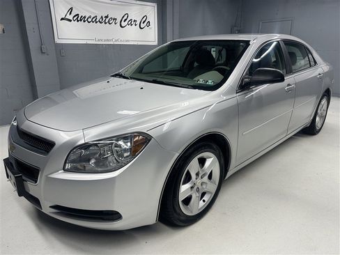 Used 2012 Chevrolet Malibu LS FWD image 1
