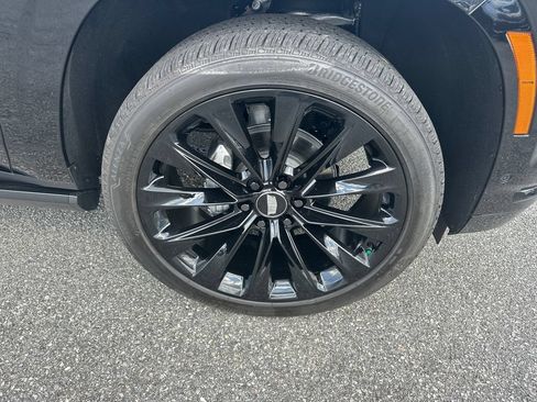 Certified 2026 Cadillac Escalade Platinum Sport w/ LPO, ONYX Package AWD/4WD image 12