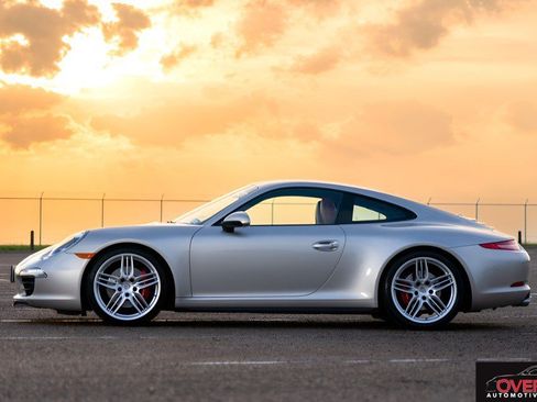 Used 2013 Porsche 911 Carrera S RWD image 4