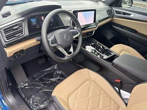 Used 2026 Volkswagen Atlas Cross Sport SE FWD image 21