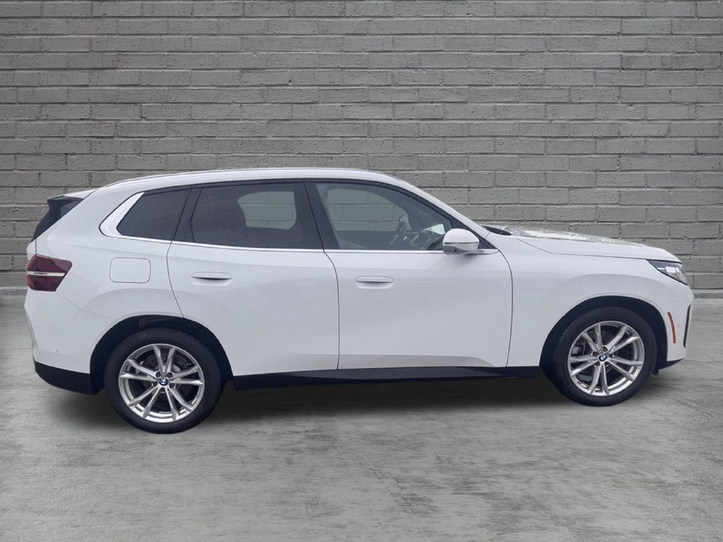 Used 2025 BMW X3 xDrive30i AWD/4WD image 9