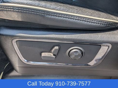 Used 2022 RAM 1500 Limited AWD/4WD image 16