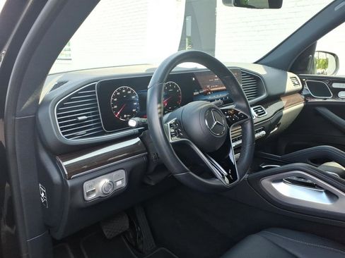 Used 2025 Mercedes-Benz GLE 350 4MATIC image 5