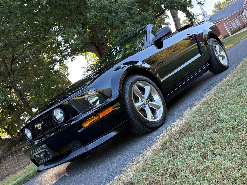 Used 2007 Ford Mustang GT RWD image 8