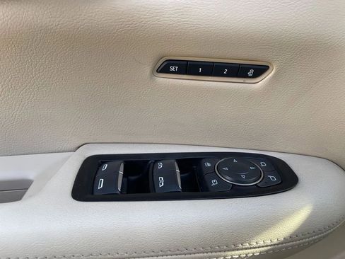 Used 2019 Cadillac XT5 Luxury image 19