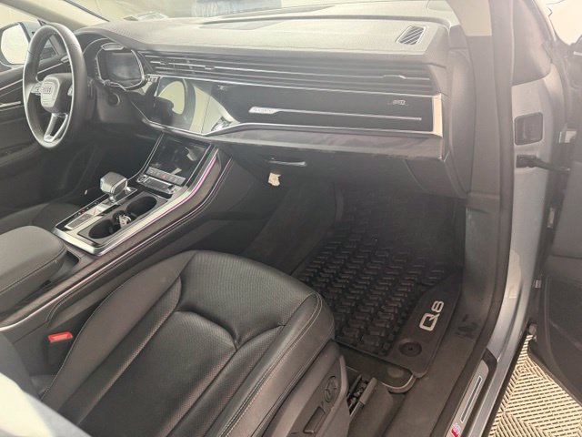 Used 2023 Audi Q8 Premium Plus w/ Premium Plus Package AWD/4WD image 24