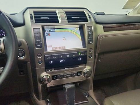 Used 2018 Lexus GX 460 Premium w/ Premium Package image 48